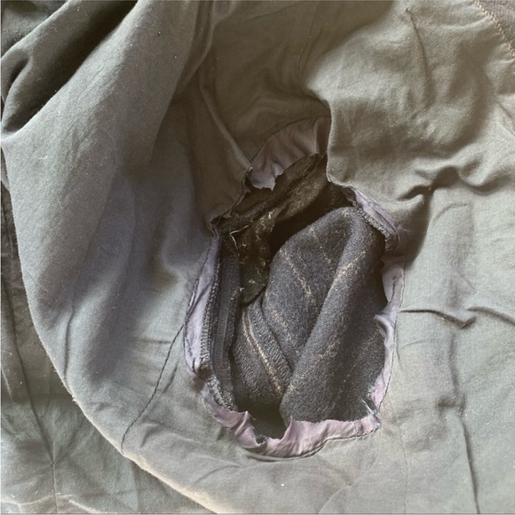 MOSCHINO BLACK BLAZER WITH BURG ANDY BROWN PINSTRIPE VELVET RIBBON BOW TRIM - Picture 16 of 16